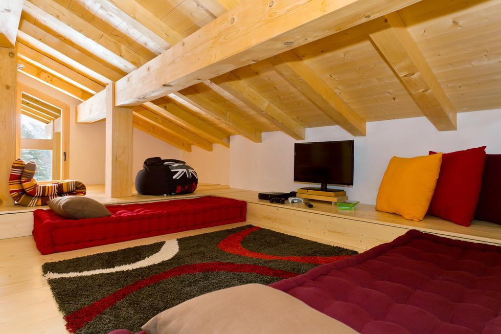 Chalet Isabelle Mountain Lodge 5 Star 5 Bedroom En Suite Sauna Jacuzzi Chamonix Pokoj fotografie